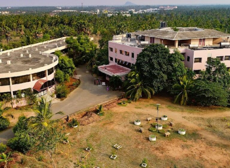 xr:d:DAF2wYfFu5o:103,j:1375136645438456818,t:23122006