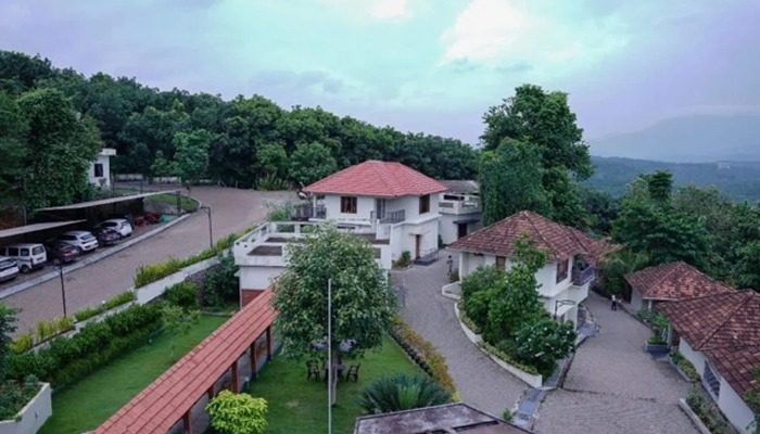 WhatsApp Image 2025-11-24 at 12.42.18 PM (11)